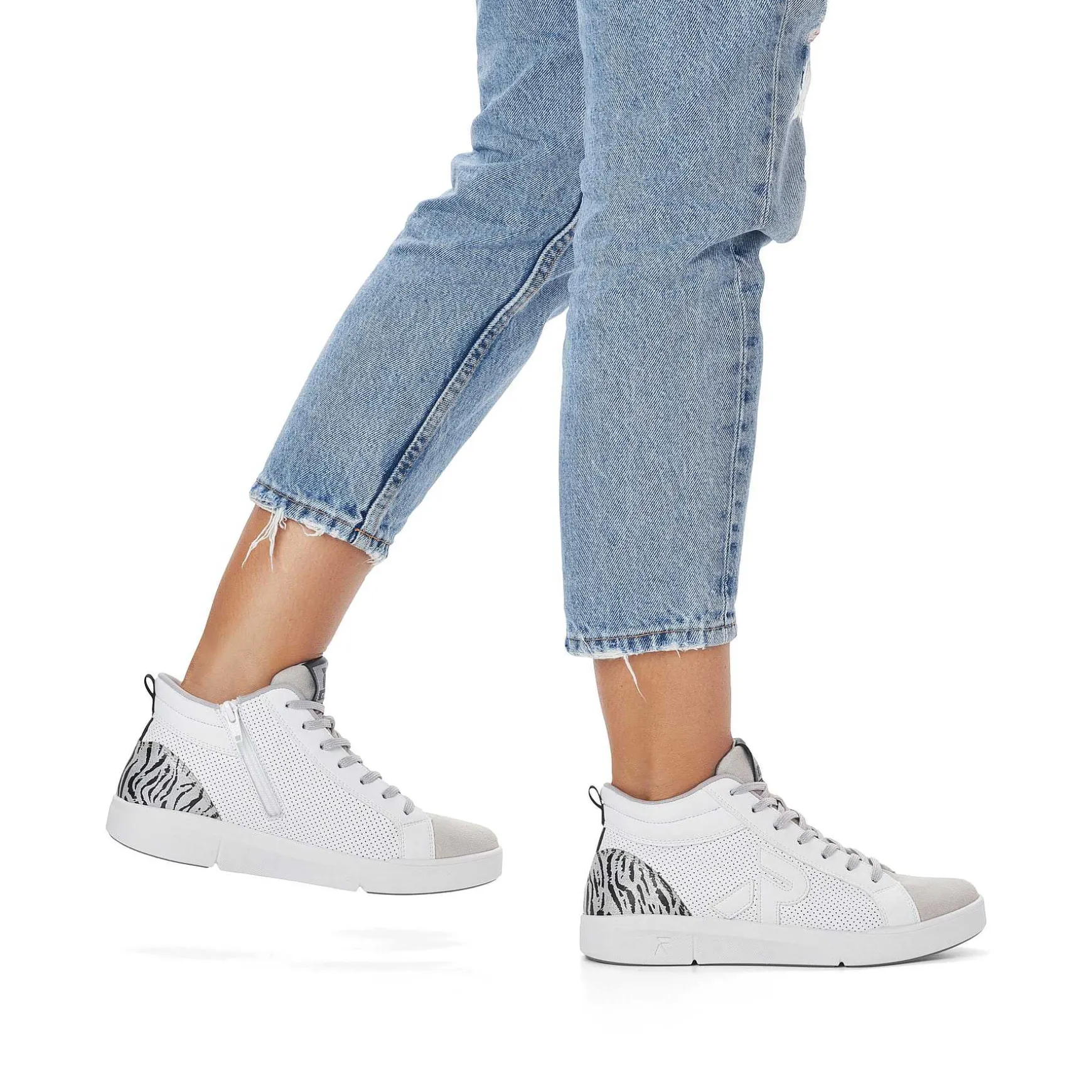 Rieker Damesneaker Hoj Swan-White Arctic-Grey Zebra