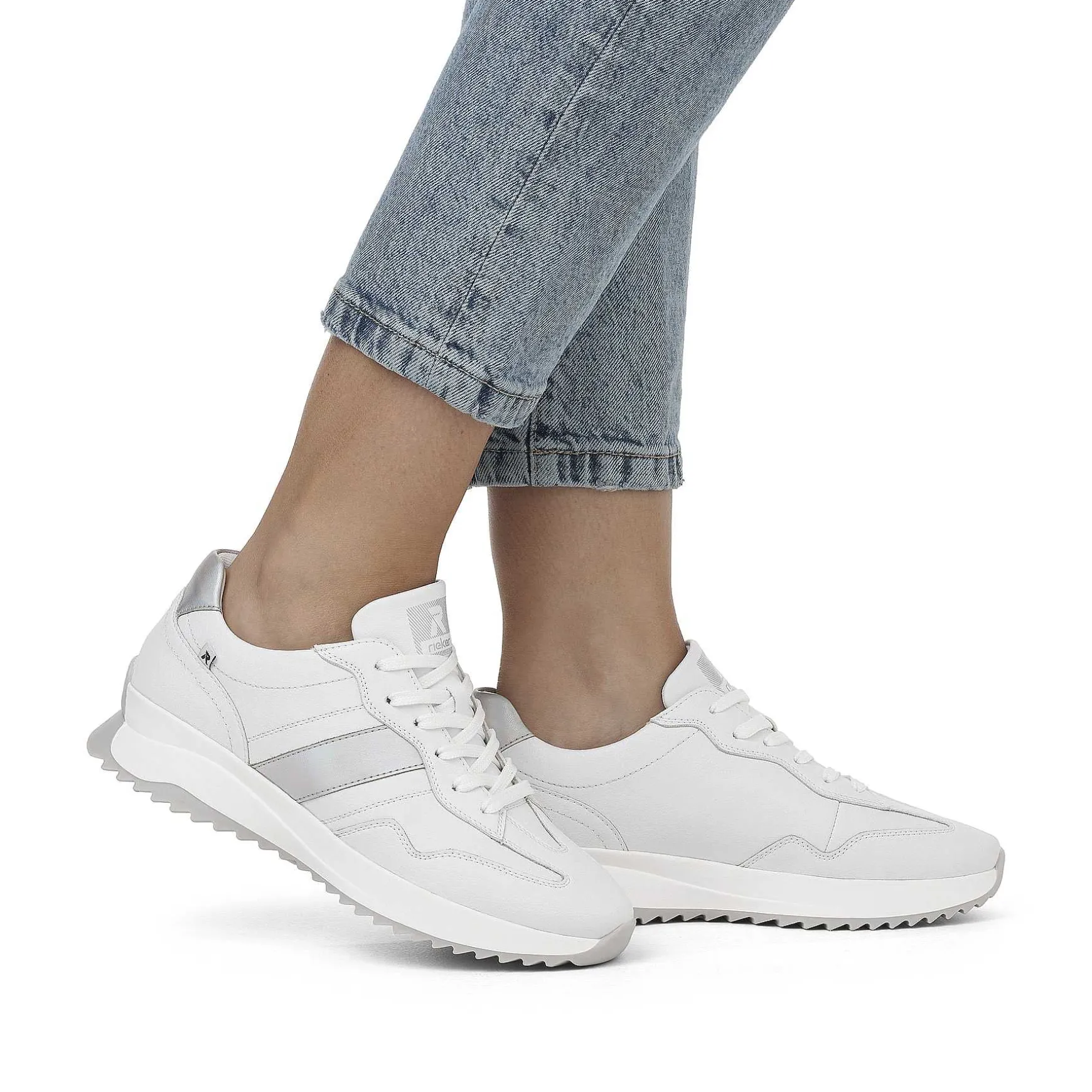 Rieker Damesneaker Lav Perlehvid Solv-Metallic