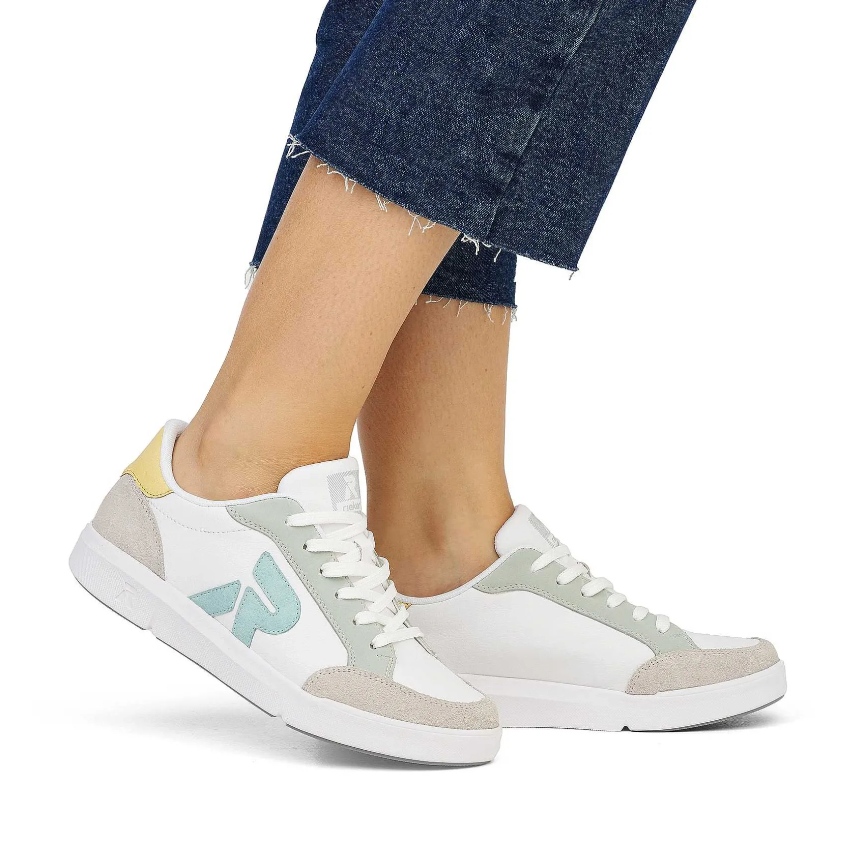 Rieker Damesneaker Lav Sne-Hvid Stovet-Gra