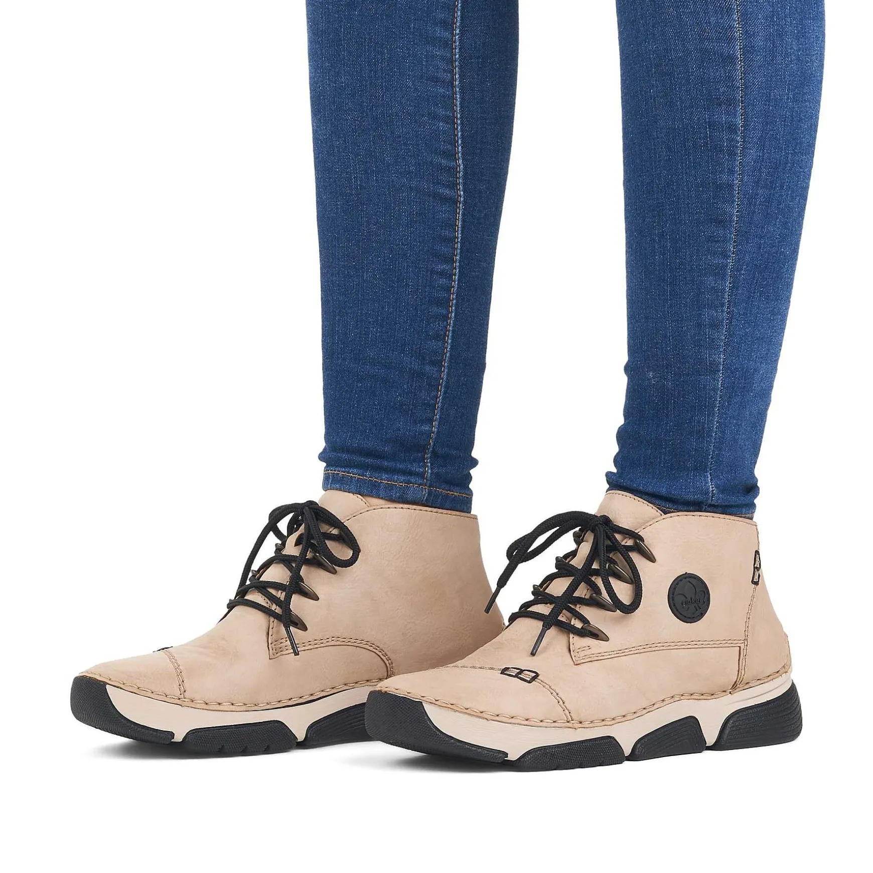 Rieker Damesnoresko Cremebeige